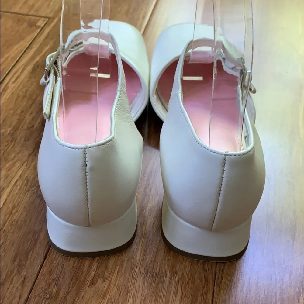 ☀️ 3/$36 or 2/$30 STRIDE RITE Girls White Leather 1” Heel Dress Sz 2